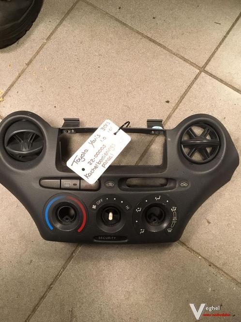 toyota yaris '01 kachel bedieningspaneel, Auto-onderdelen, Dashboard en Schakelaars, Gebruikt, Ophalen of Verzenden