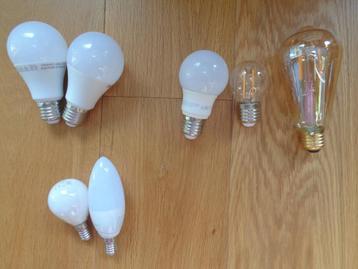 losse LED lampen zo goed als NIEUW E14 + E27 fittingen beschikbaar voor biedingen