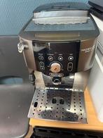 Delonghi Magnifica Smart Espresso Machine, Afneembaar waterreservoir, Gebruikt, Espresso apparaat, 2 tot 4 kopjes
