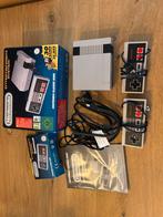 Nintendo NES Mini & SNES Mini - Compleet in Doos!, Spelcomputers en Games, Ophalen of Verzenden, Zo goed als nieuw, Met 2 controllers
