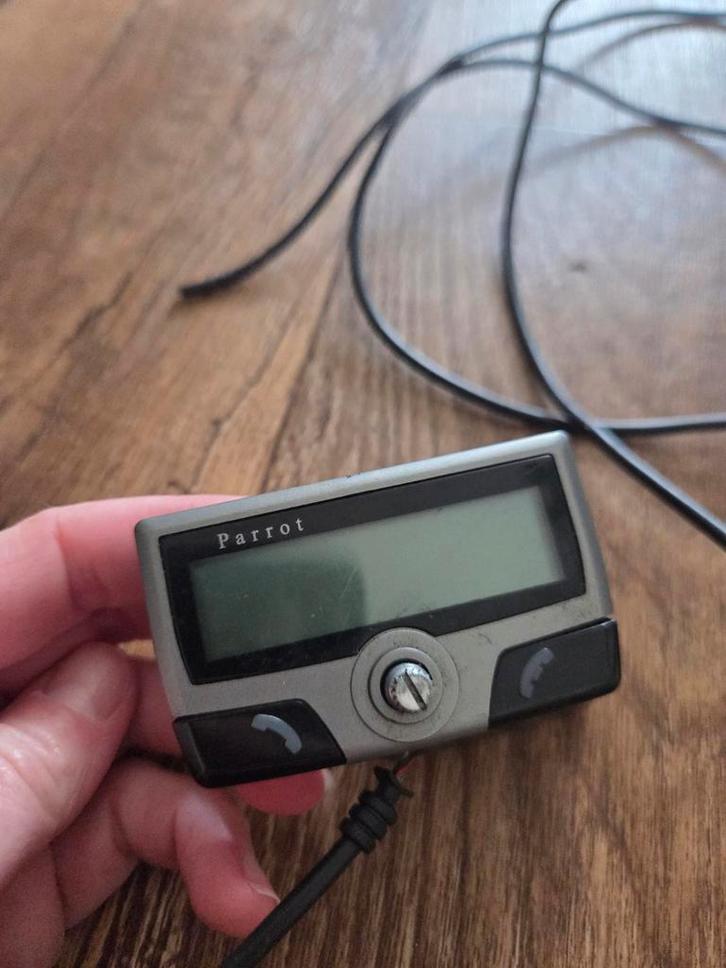 Parrot Carkit - Gebruikt, Auto diversen, Carkits, Gebruikt, Ophalen of Verzenden