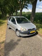 Toyota Yaris 1.0 16V Vvti 3DR 2003 Grijs, Voorwielaandrijving, Stof, 4 cilinders, 400 kg