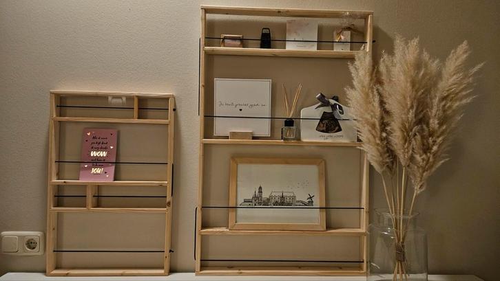 Houten wandrek met elastiek, Huis en Inrichting, Woonaccessoires | Wandplanken en Boekenplanken, Nieuw, Ophalen