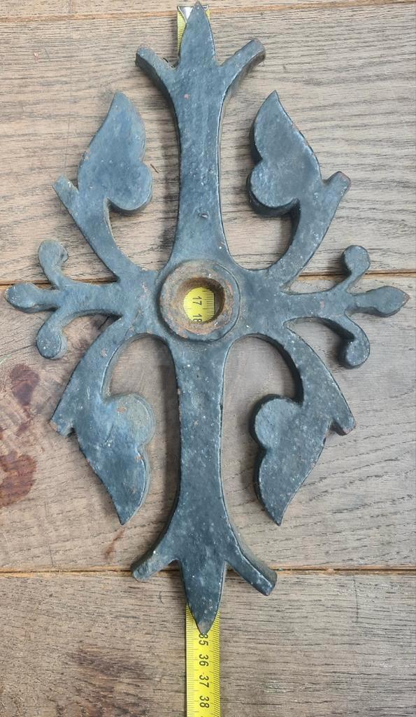 Gietijzeren Muuranker Kruis - 34x22 cm - Rustiek Ornament, Huis en Inrichting, Woonaccessoires | Wanddecoraties, Ophalen of Verzenden