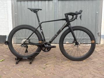 SALE!! SUPERIOR X-ROAD MT:54/58 ROAD/GRAVEL 12SP DI2 ULTEGRA beschikbaar voor biedingen