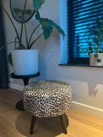 Leopard print poef, Huis en Inrichting, Banken | Voetenbanken en Poefen, Ophalen of Verzenden, Zo goed als nieuw, 50 tot 75 cm