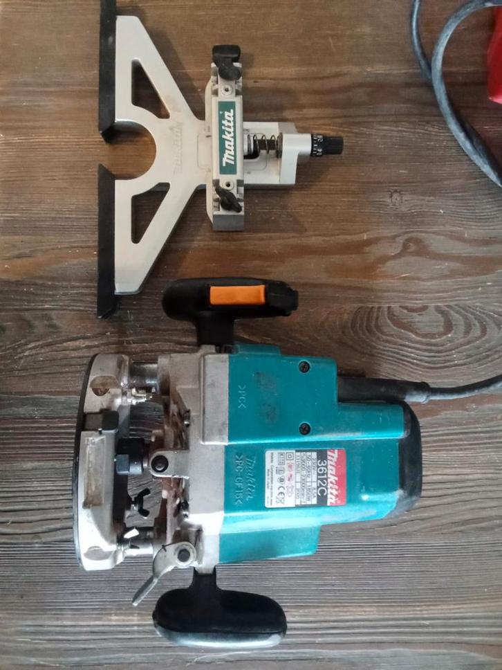 Makita Bovenfrees 3612C + accessoires, Doe-het-zelf en Verbouw, Gereedschap | Freesmachines, Gebruikt, Elektrisch, Bovenfrees