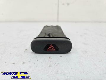 Alarmlichtschakelaar Volvo V70/S70/C70 ('97-'00) 9459071 beschikbaar voor biedingen