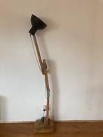 Mooie, robuste vloer lamp., Huis en Inrichting, Lampen | Vloerlampen, Ophalen, Zo goed als nieuw, Hout