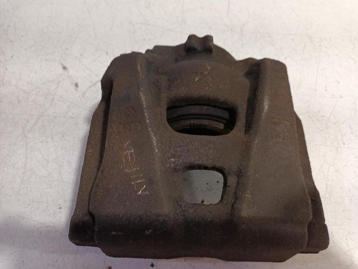 Remklauw links voor Audi A4, Auto-onderdelen, Remmen en Aandrijving, Audi, Gebruikt, Herkomst onderdeel bekend, 12 maanden garantie