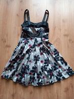 Steps Bloemenjurk Maat 38/M, Kleding | Dames, Jurken, Maat 38/40 (M), Overige kleuren, Ophalen of Verzenden, Zo goed als nieuw