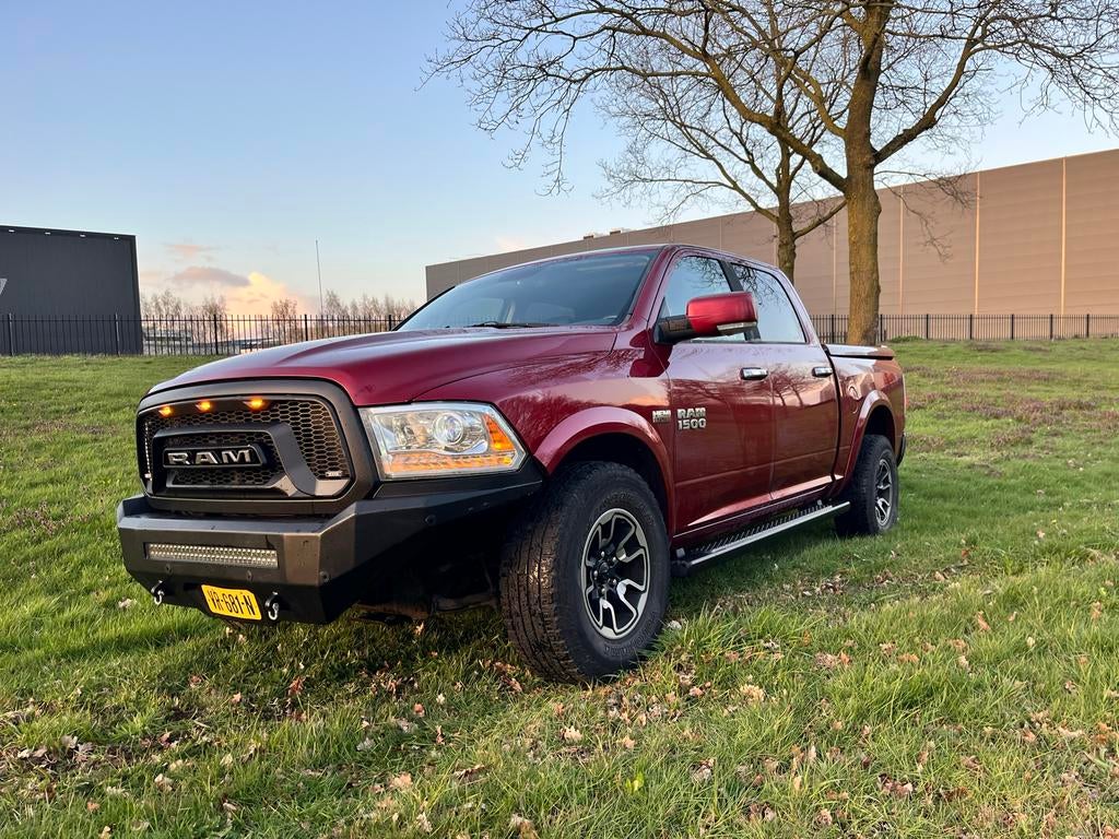 Prijsverlaging! 2015 Dodge Ram 1500 Laramie CC 5.7V8 4x4 LPG, Automaat, 5654 cc, Vierwielaandrijving, Dealer onderhouden