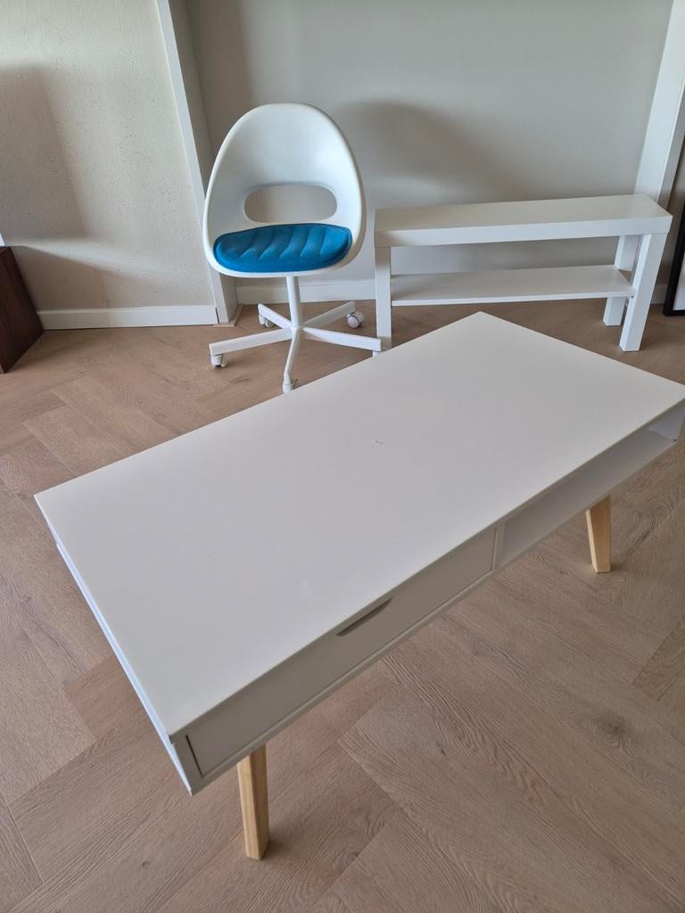 Gratis  set - Salontafel, tv kastje & bureaustoel. Breda, Ophalen, Gebruikt, 100 tot 150 cm, 50 tot 100 cm
