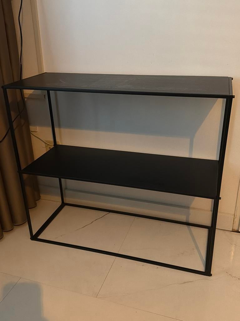 Jysk bijzettafel haltafel sidetable zwart, Ophalen, 50 tot 100 cm, Zo goed als nieuw, Metaal
