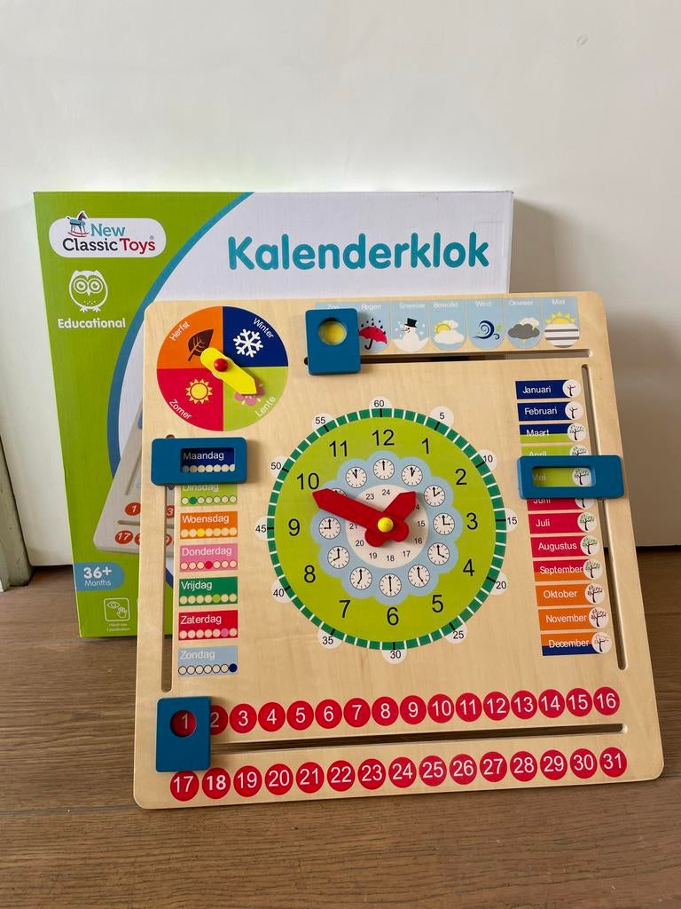 New Classic Toys Kalenderklok - Educatief Houten Speelgoed, Kinderen en Baby's, Speelgoed | Houten speelgoed, Ophalen of Verzenden