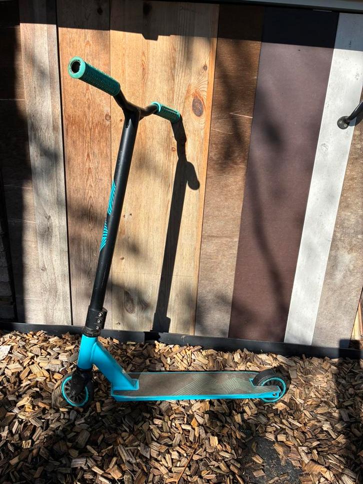 Black Dragon Stunt Step, Fietsen en Brommers, Steps, Gebruikt, Gewone step, Ophalen