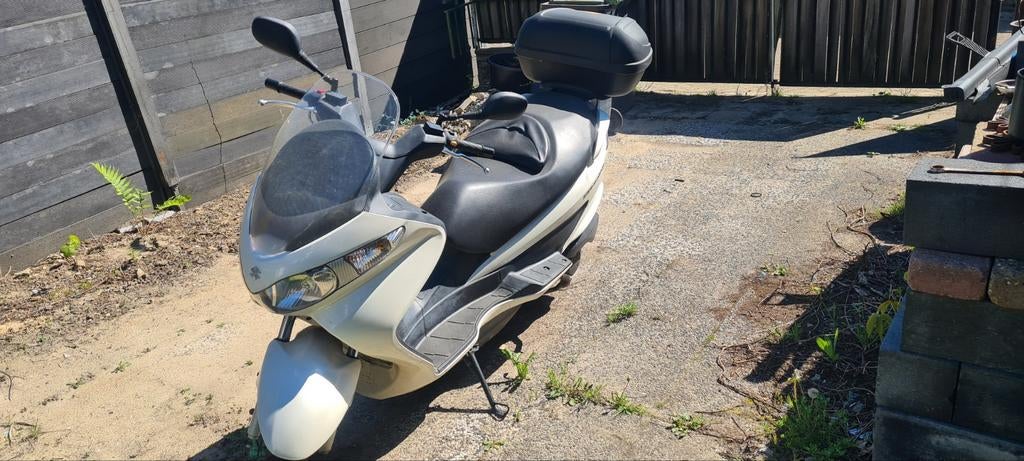 Burgman 200, Particulier, Scooter