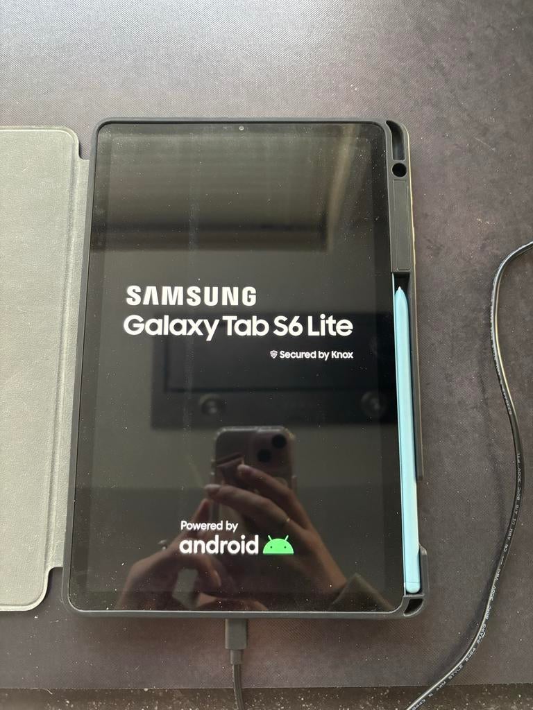 Samsung Galaxy Tab S6 Lite lichtblauw met hoesje, Computers en Software, Android Tablets, Ophalen of Verzenden, Zo goed als nieuw