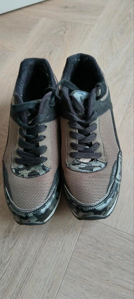 Sneakers van Shoeby maat 41, Ophalen of Verzenden, Zo goed als nieuw, Groen, Sneakers of Gympen