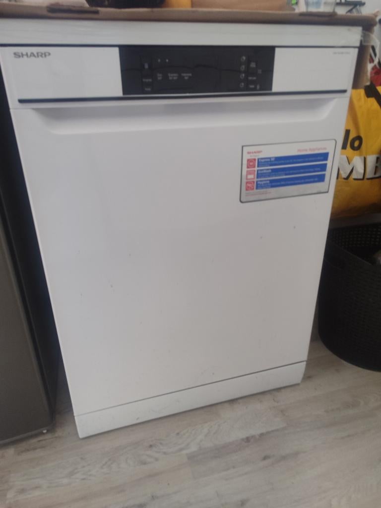 Sharp Vaatwasser - Zo goed als nieuw - Express 50' & EcoWash, Witgoed en Apparatuur, Vaatwasmachines, Zo goed als nieuw, Vrijstaand