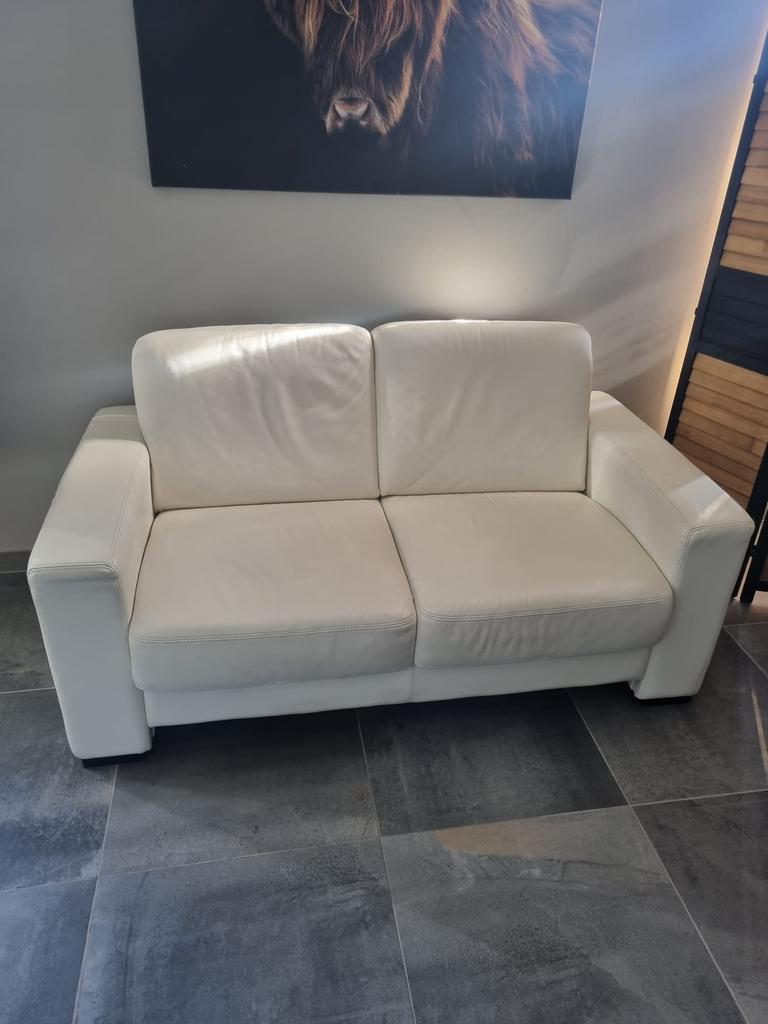 Mooie witte leren bank, Huis en Inrichting, Ophalen, 150 tot 200 cm, Tweepersoons, Zo goed als nieuw