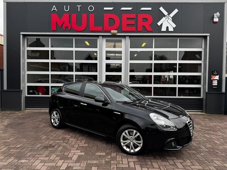 Alfa romeo GIULIETTA 1.4 T DISTINCTIVE / AIRCO / CRUISECONTR, Auto's, Alfa Romeo, Bedrijf, Giulietta, ABS, Airbags, Bluetooth