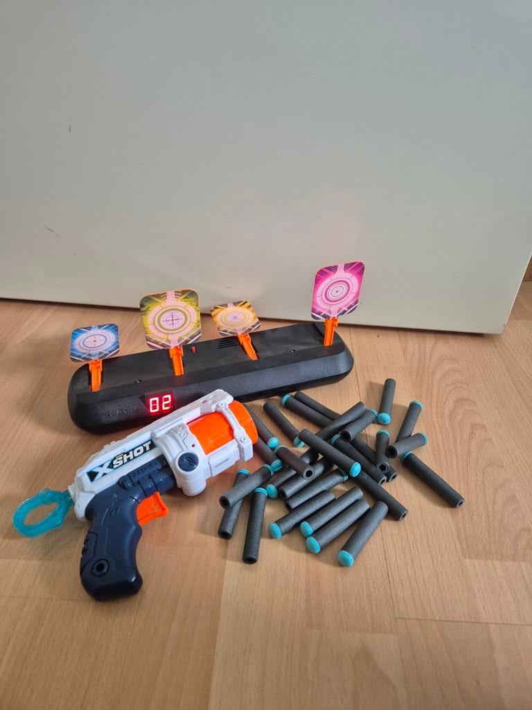 X-shot Zuru excel incl pijlen en target, Ophalen