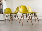 2x Vitra Eames stoelen mosterd geel dsw, Huis en Inrichting, Stoelen, Vitra, Twee, Ophalen of Verzenden, Zo goed als nieuw