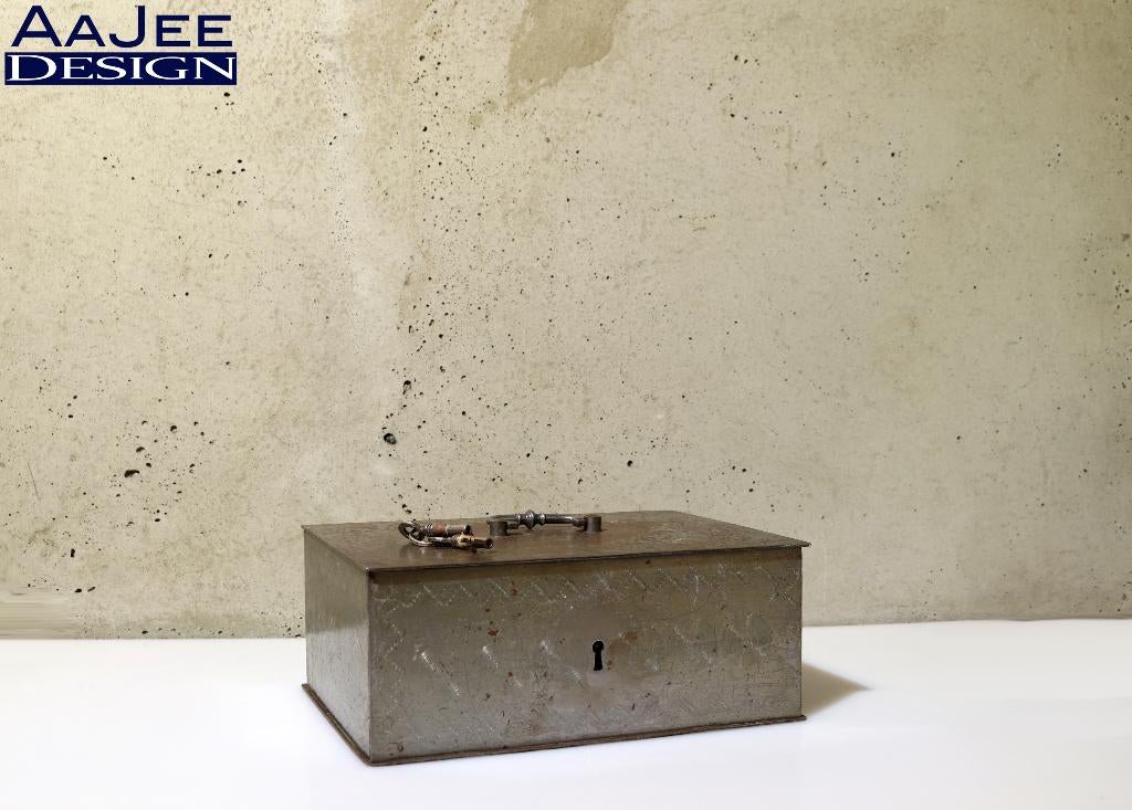 Beaumont geldkist – Vintage Nederlands ontwerp - 2 Sleutels, Antiek en Kunst, Ophalen of Verzenden