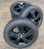 Demo set 17” Toyota Corolla Cross velgen + winterbanden 8mm