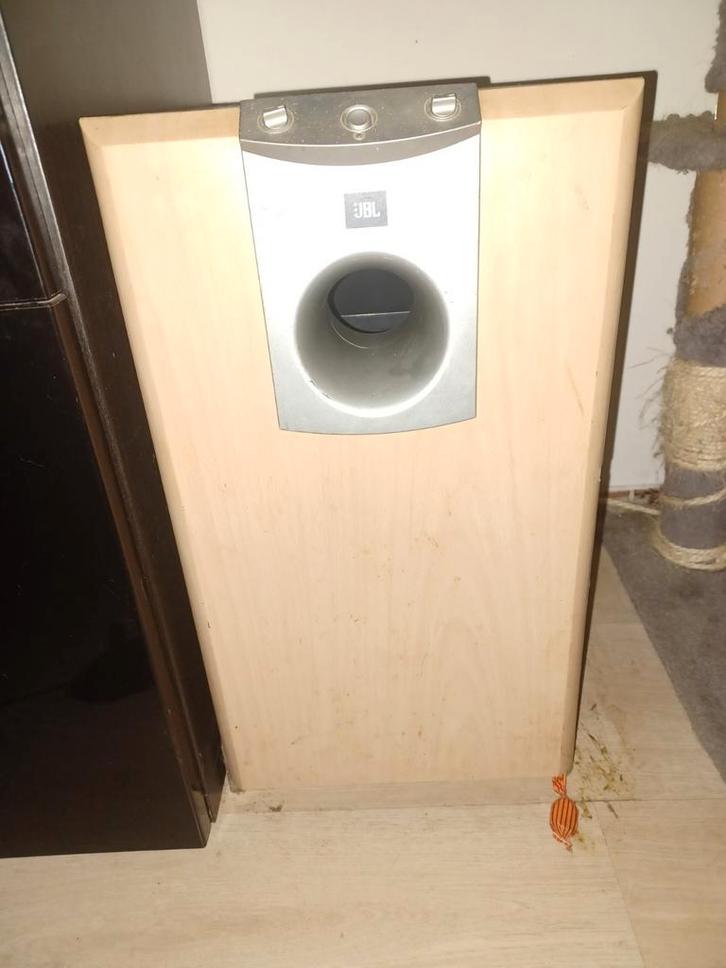 JBL Surroundset met subwoofer en satelliet speakers, Audio, Tv en Foto, Luidsprekers, Gebruikt, Complete surroundset, 120 watt of meer