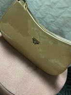 Nieuw dames tas van prada, Sieraden, Tassen en Uiterlijk, Tassen | Damestassen, Ophalen of Verzenden, Nieuw, Beige, Handtas