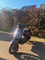 Vespa Sprint | Metallic Purple | Custom | Dior Zadel | Brom, Fietsen en Brommers, Scooters | Vespa, Ophalen, Overige modellen