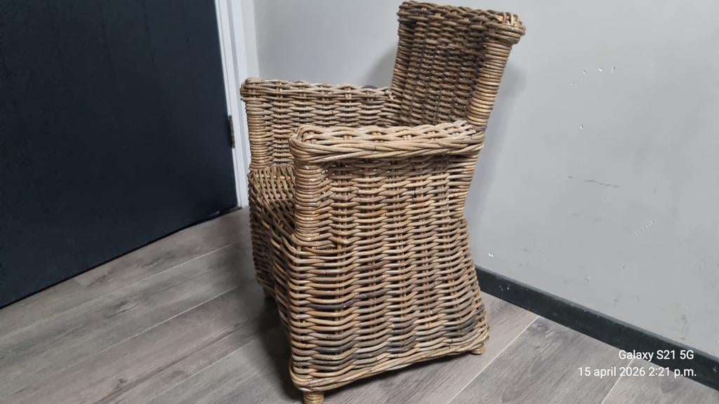 Rieten/Rotan stoeltje, Huis en Inrichting, Ophalen, Bruin, Eén