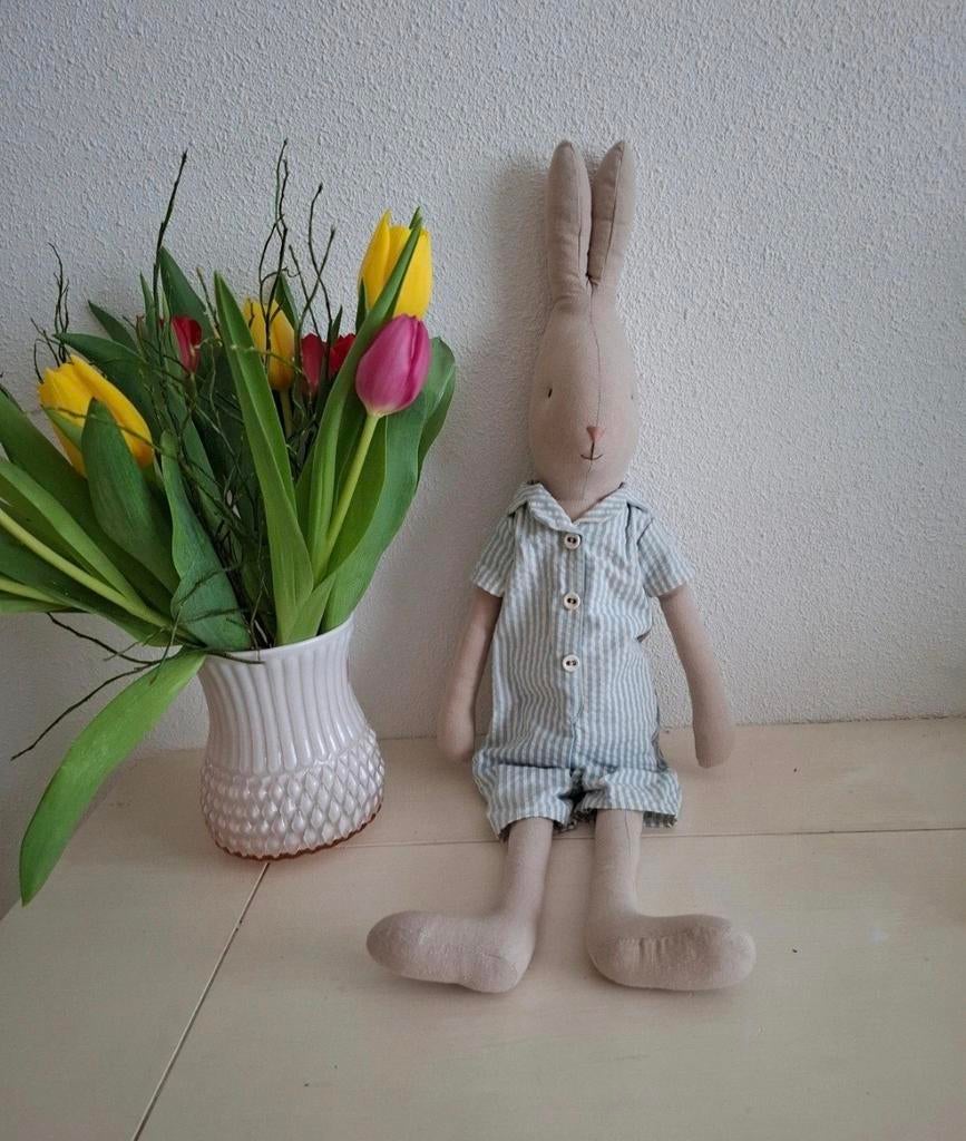 Maileg konijn / rabbit maat 4 - 62 centimeter, Ophalen of Verzenden, Poppenhuis