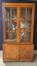 Vintage eiken Vitrinekast in Art Deco style,, Ophalen, Gebruikt, Onbekend@voorbeeld.com, Onbekend