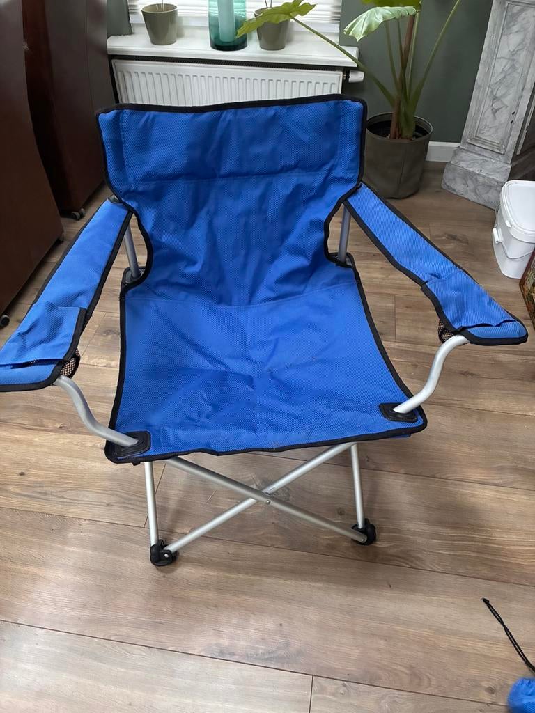 Twee nette opvouwbare kampeerstoelen, Caravans en Kamperen, Kampeermeubelen, Ophalen, Zo goed als nieuw, Campingstoel