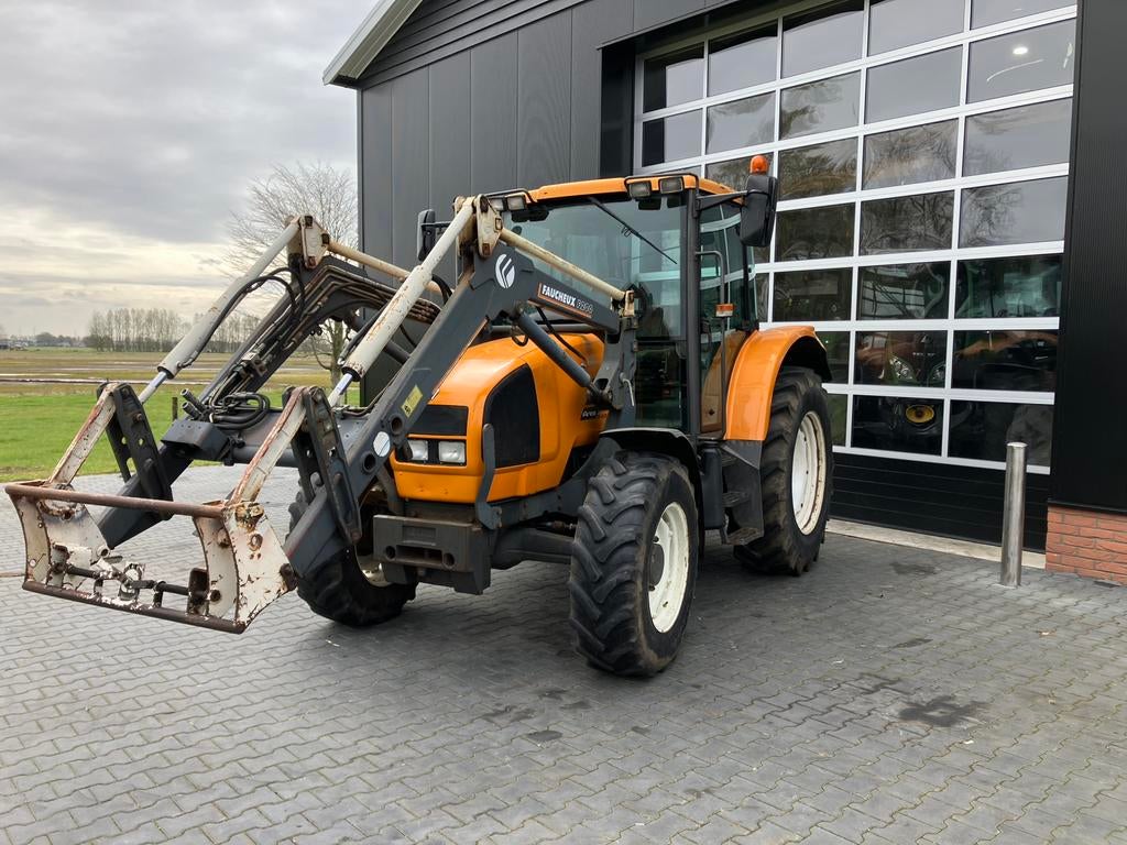 Renault ares 540 rz met voorlader, Zakelijke goederen, Agrarisch | Tractoren, Ophalen, 80 tot 120 Pk, Gebruikt, Renault