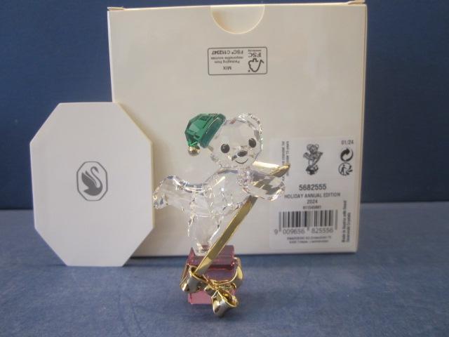 Swarovski Kris Beer Kerst Jaarlijkse Editie 2024, Verzamelen, Swarovski, Nieuw, Figuurtje, Ophalen of Verzenden