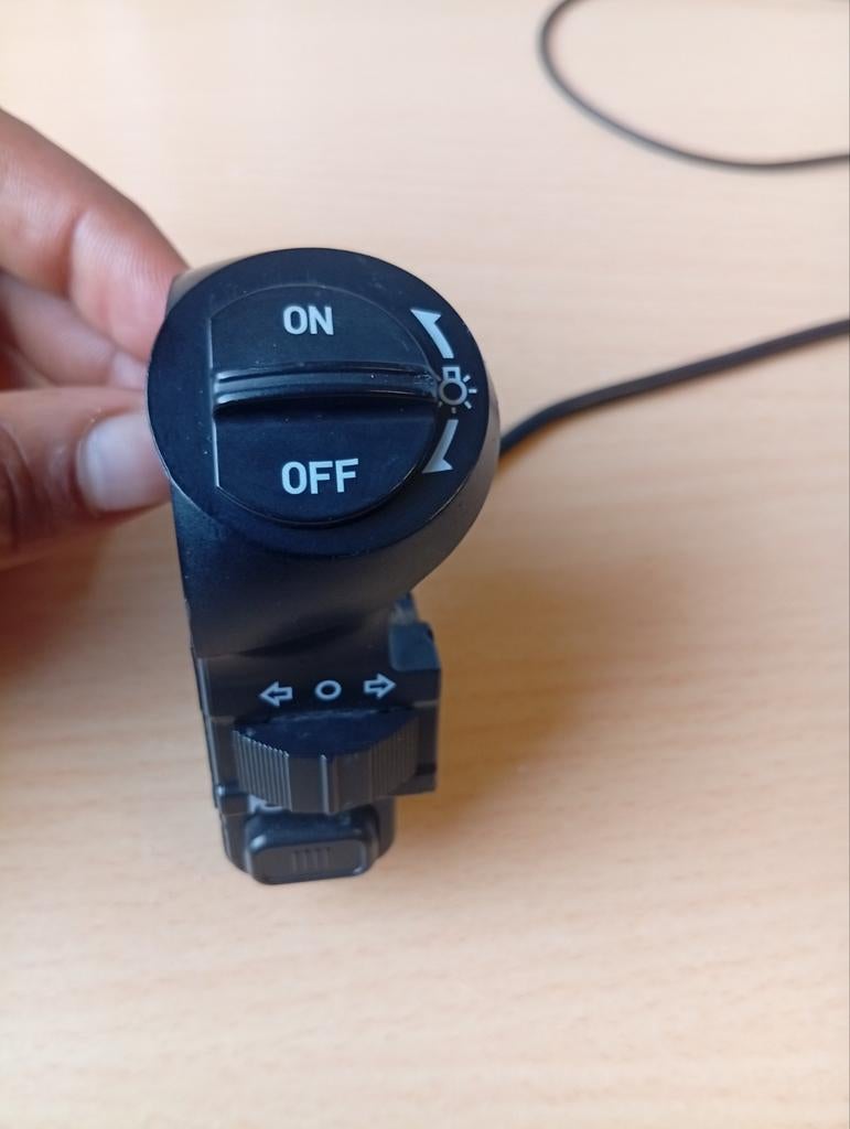 Lichtschakelaar met richtingaanwijzer voor fiets, Ophalen of Verzenden, Nieuw, Overig, Verlichtingsset