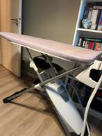 Laurastar Strijkplank - Overcompleet, Ophalen of Verzenden, Zo goed als nieuw, Strijkijzer met snoer