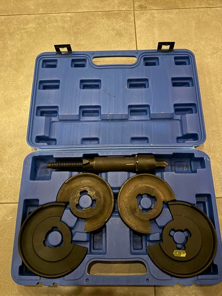 MERCEDES-BENZ VEERSPANNER SET AUTOGEREEDSCHAP, Ophalen of Verzenden, Gebruikt