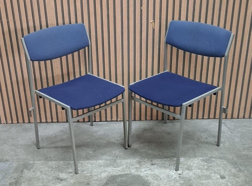 187 x Gijs van der Sluis stoelen cafe kantine horeca zaal, Blauw, Ophalen of Verzenden, Zo goed als nieuw, Stof