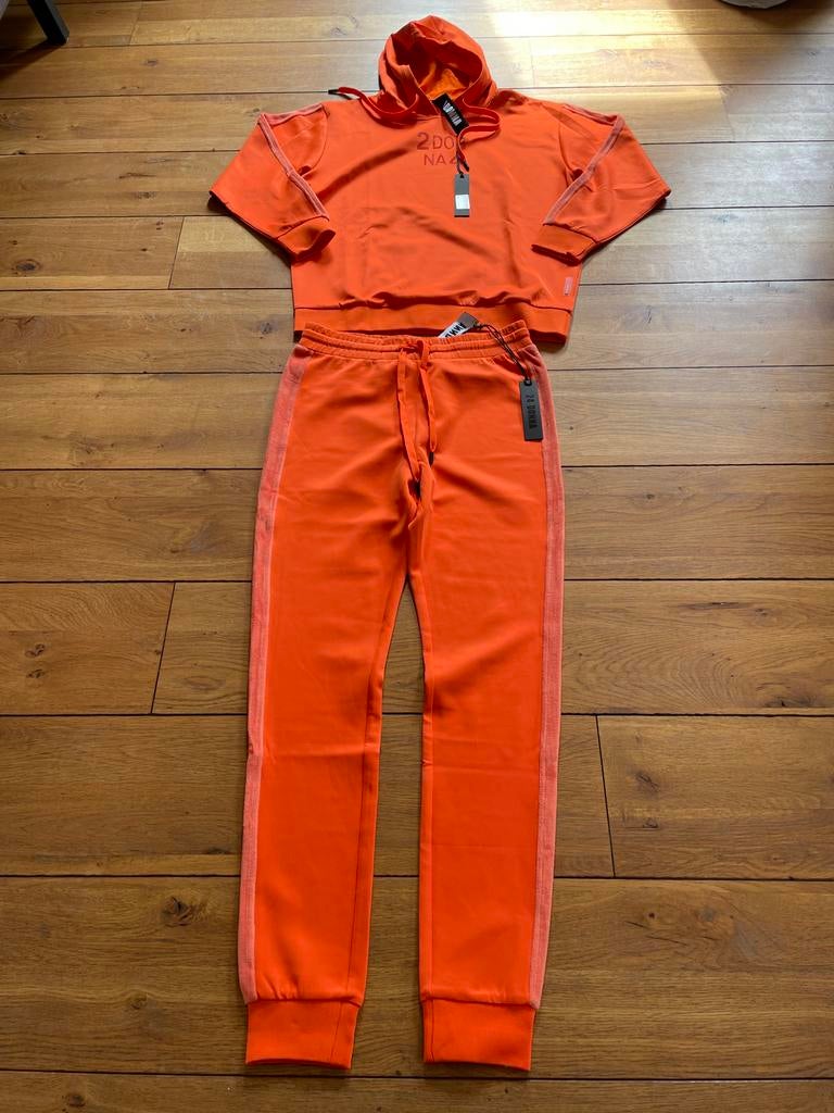 24 Donna trainingspak dames nieuw met kaartje maat M, Ophalen of Verzenden, Nieuw, Maat 38/40 (M), Oranje