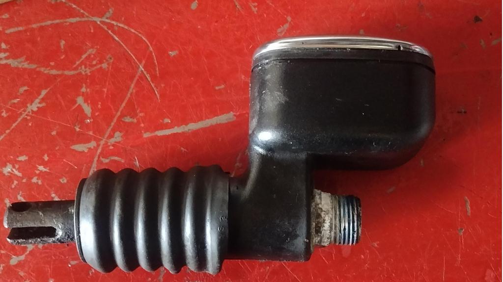 rempot achter rem zwart Softail Touring, Motoren, Onderdelen | Harley-Davidson, Gebruikt, Ophalen of Verzenden