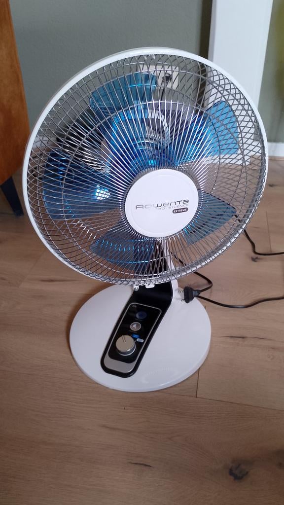 Rowenta Turbo Silence Extreme Tafelventilator, Ophalen, Zo goed als nieuw, Tafelventilator