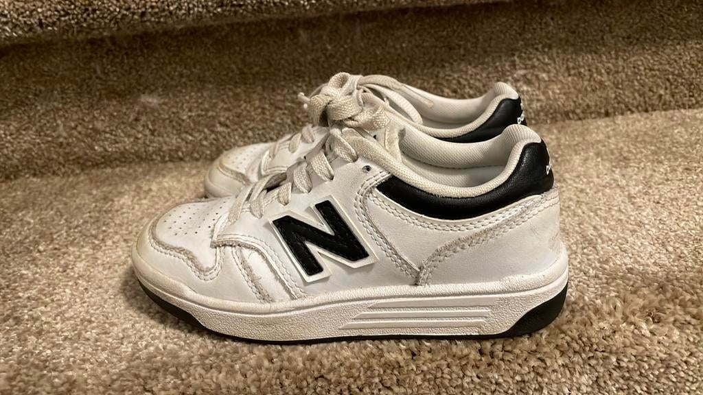 New balance sneakers maat 28, Kinderen en Baby's, Kinderkleding | Schoenen en Sokken, Ophalen, Gebruikt, Jongen of Meisje, Schoenen