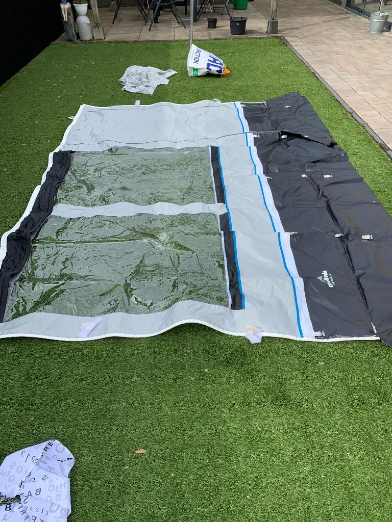 voorfront thule omnistor 1200, Ophalen, Zo goed als nieuw