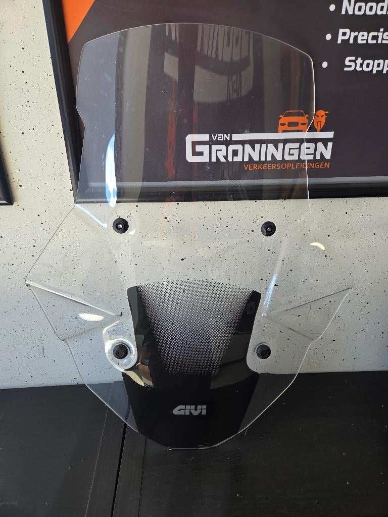 GIVI Touring windscreen CFMoto 800MT, Motoren, Onderdelen | Overige, Gebruikt, Ophalen