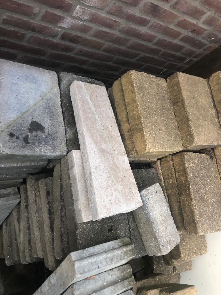 GRATIS koppelstones 30x20, Ophalen, Gebruikt, Beton, Terrastegels